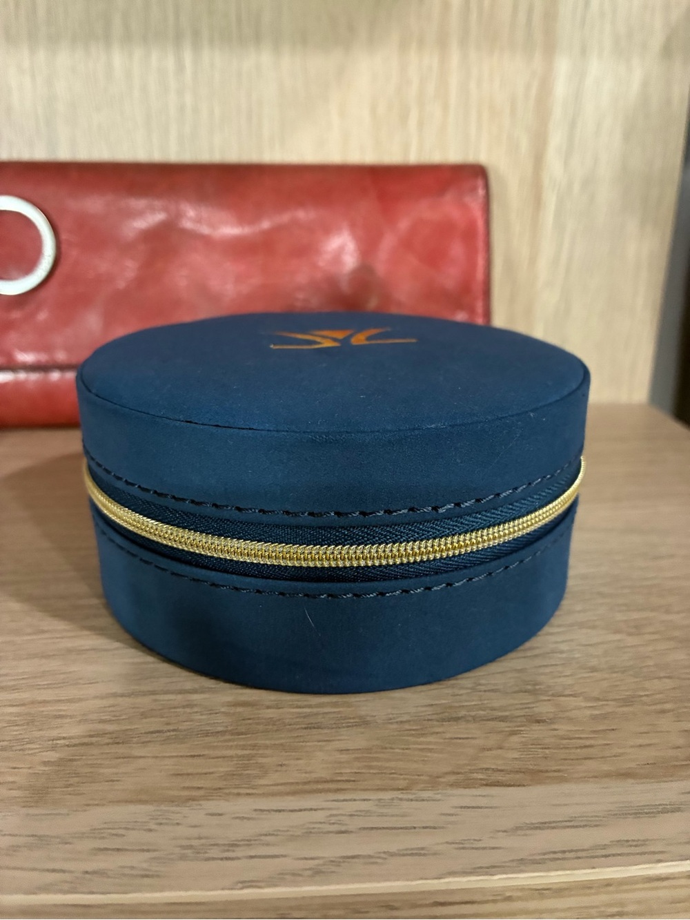Le Vian Navy and Gold Round Travel Jewelry Case - Picture 5 of 6